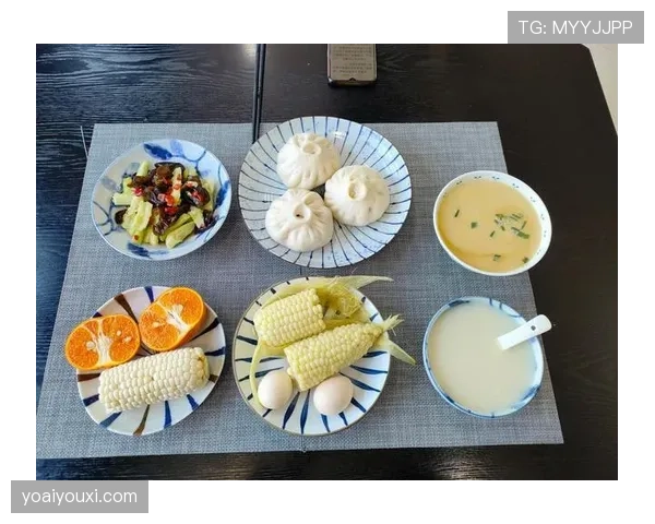 刚刷到贾一凡的生活片段——早餐比我一个月工资还讲究